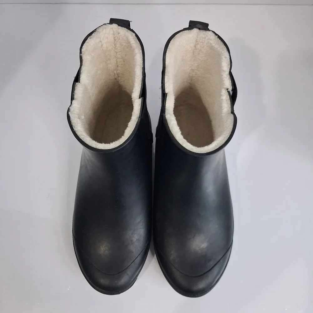 J.Crew Matte Black Rubber Chelsea Rain Boots Faux Shearling Lined Ankle BD333 7